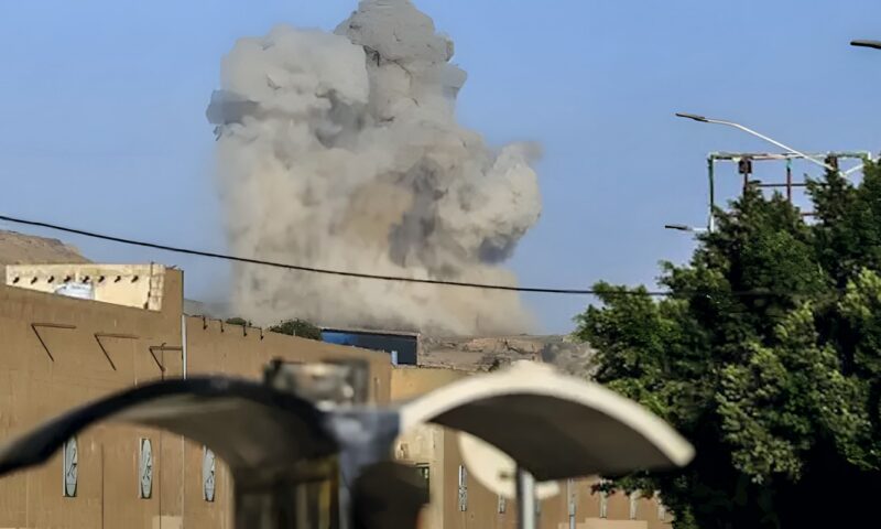 تعليق العمليات التشغيلية وإصابات غير محصورة.. ماذا يحدث في مطار الرياض؟