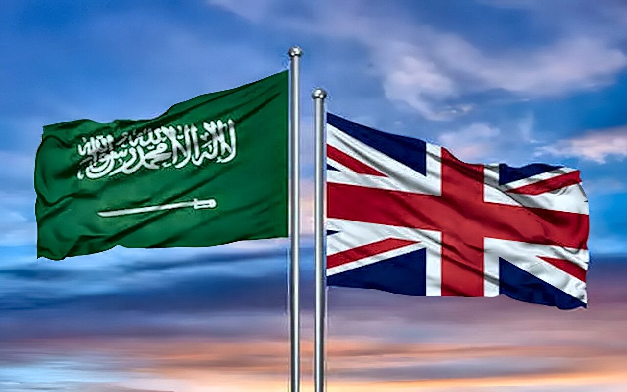 بريطانيا تدعم السعودية بمنظومات دفاع جوي وطائرة لمواجهة الحوثيين