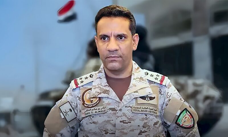 تحالف دعم الشرعية يعلن استهداف عدة مواقع للحوثيين بينها محطة وقود في صنعاء