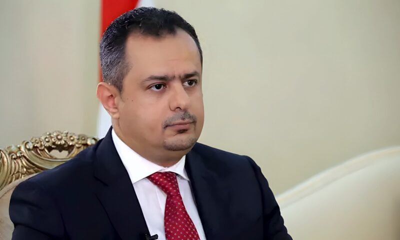 رئيس الوزراء اليمني السابق يحذر من تداعيات سيطرة الحوثيين على تعز