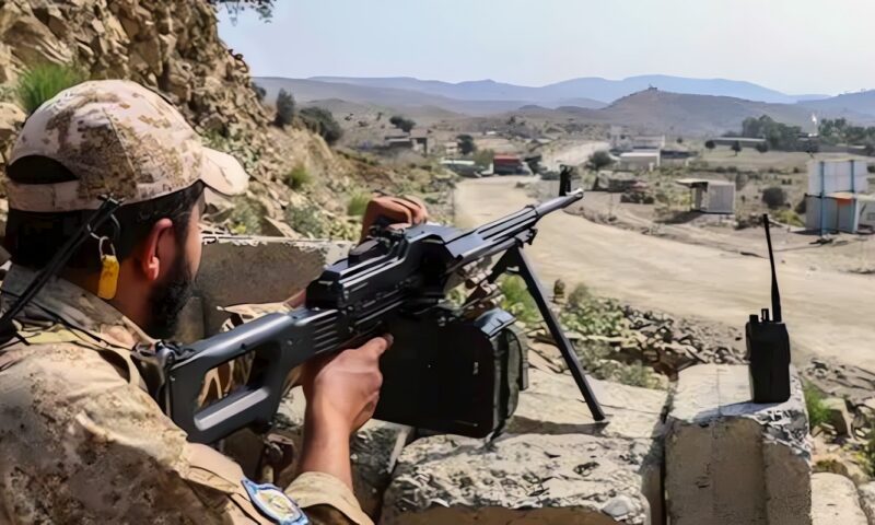 قتلى وجرحى باشتباكات حدودية بين باكستان وأفغانستان