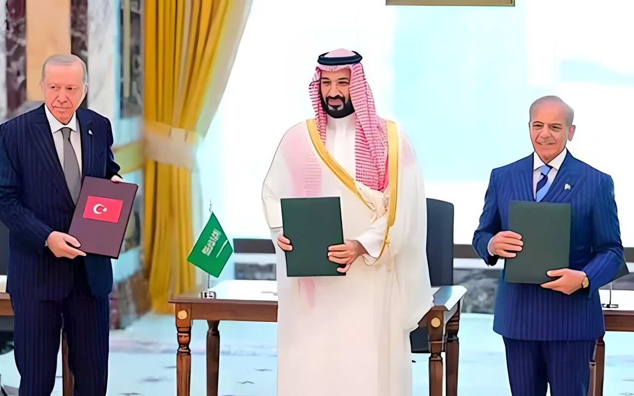 تركيا تنشر نص اتفاق مكة: 16 مادة للتحالف وباب خلفي لانسحاب الأعضاء بعد 10 سنوات
