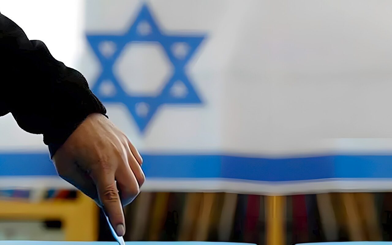 لجنة الانتخابات الإسرائيلية تبدأ فرز المظاريف المزدوجة