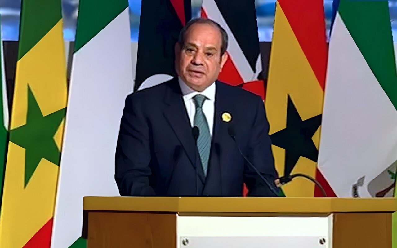 السيسي: التعاون في إدارة الأنهار العابرة للحدود يجب أن يستند إلى قواعد القانون الدولي