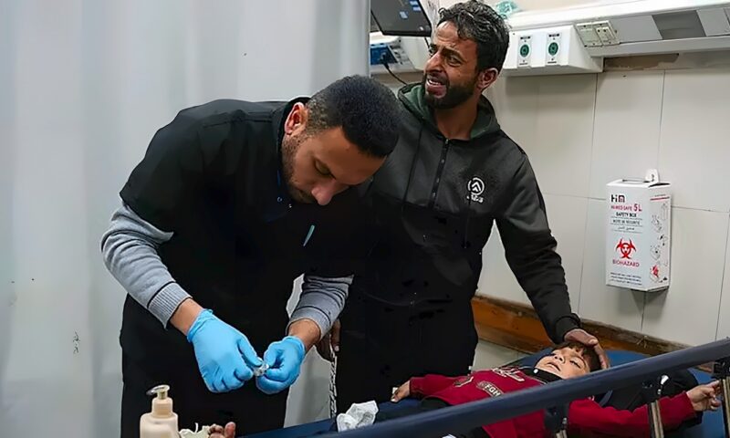 “تلفظ أنفاسها الأخيرة”.. صحة غزة تحذر من انهيار أجهزة المختبرات في المستشفيات