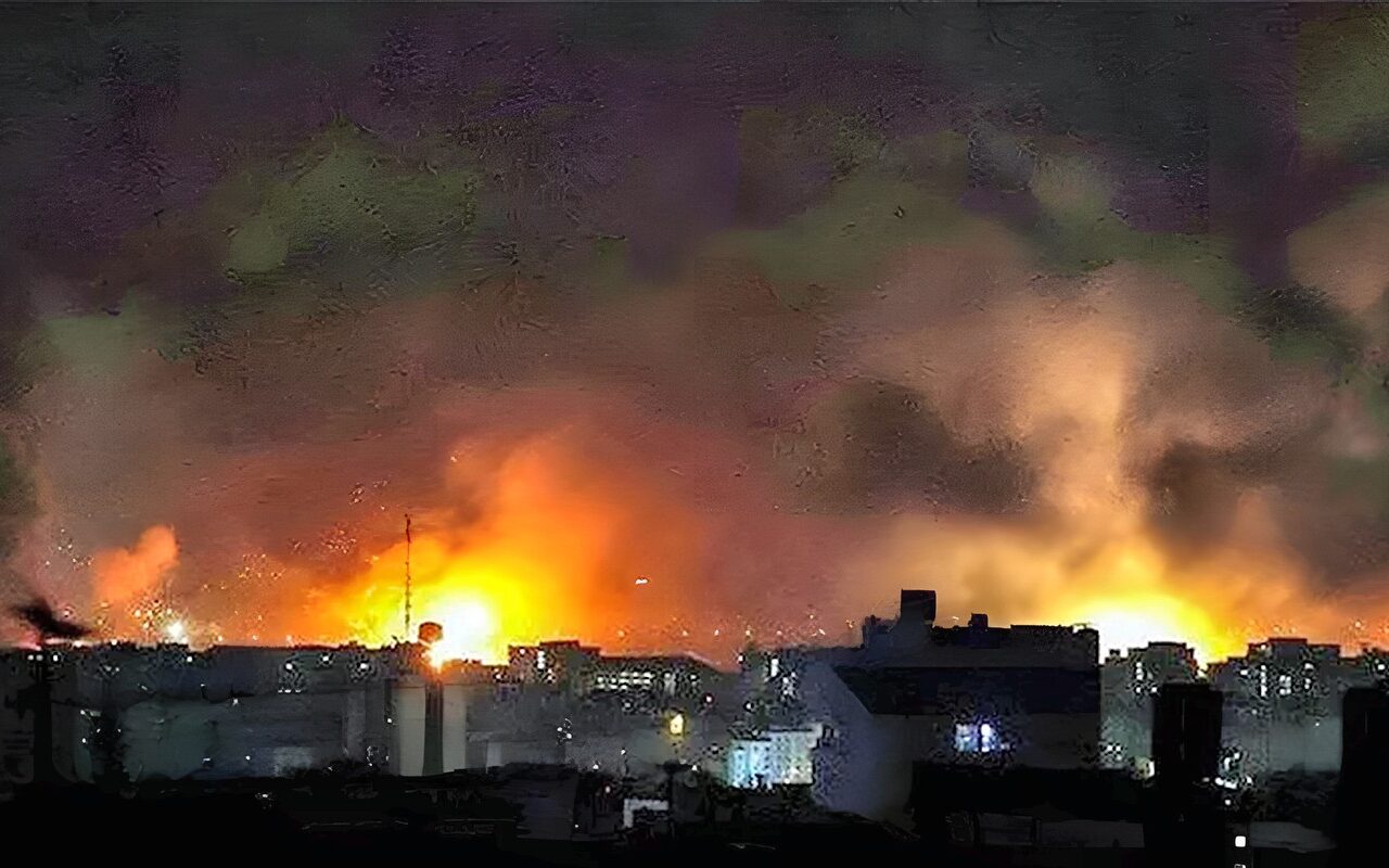 إعلام إيراني: سماع دوي انفجار قرب جزيرة قشم الإيرانية