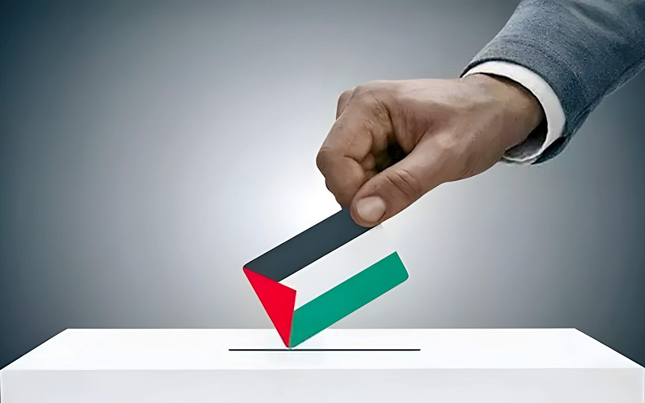 بعد 20 عامًا من الغياب.. هل تعود الانتخابات الفلسطينية أم تتأجل مجددًا؟