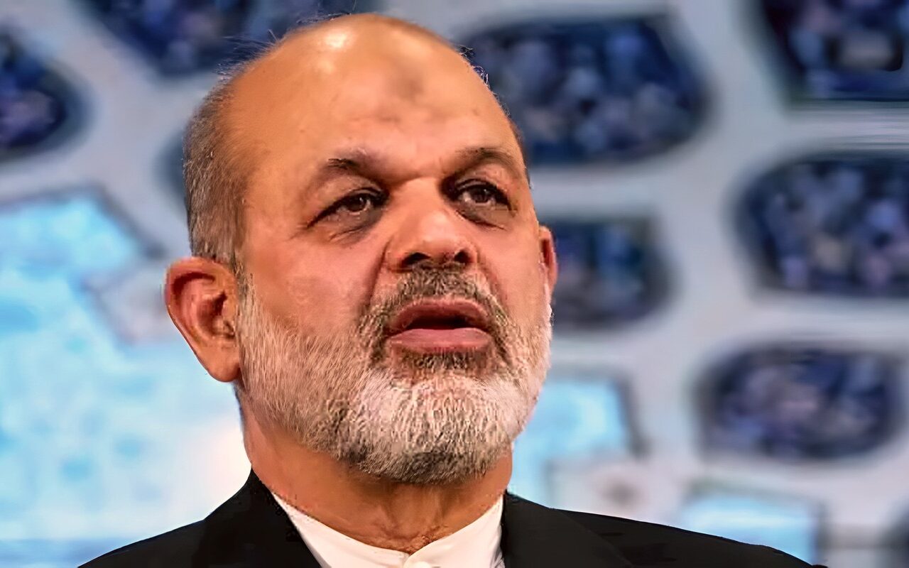 قائد الحرس الثوري: لا يحق لأي قوة من خارج المنطقة تهديد مضيق هرمز والخليج