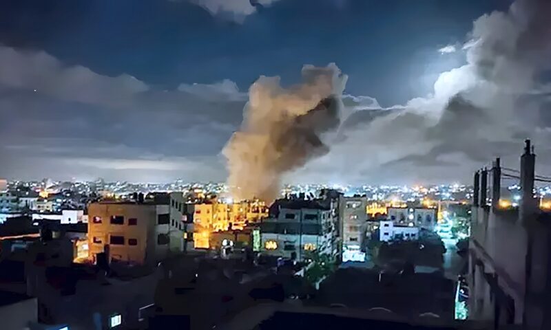 جيش الاحتلال يزعم اغتيال قياديين في الجهاد الإسلامي بمدينة غزة