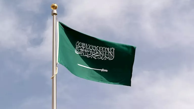 الرياض وأبها وخميس مشيط.. السعودية تعلن زوال الخطر عن 3 مدن رئيسية