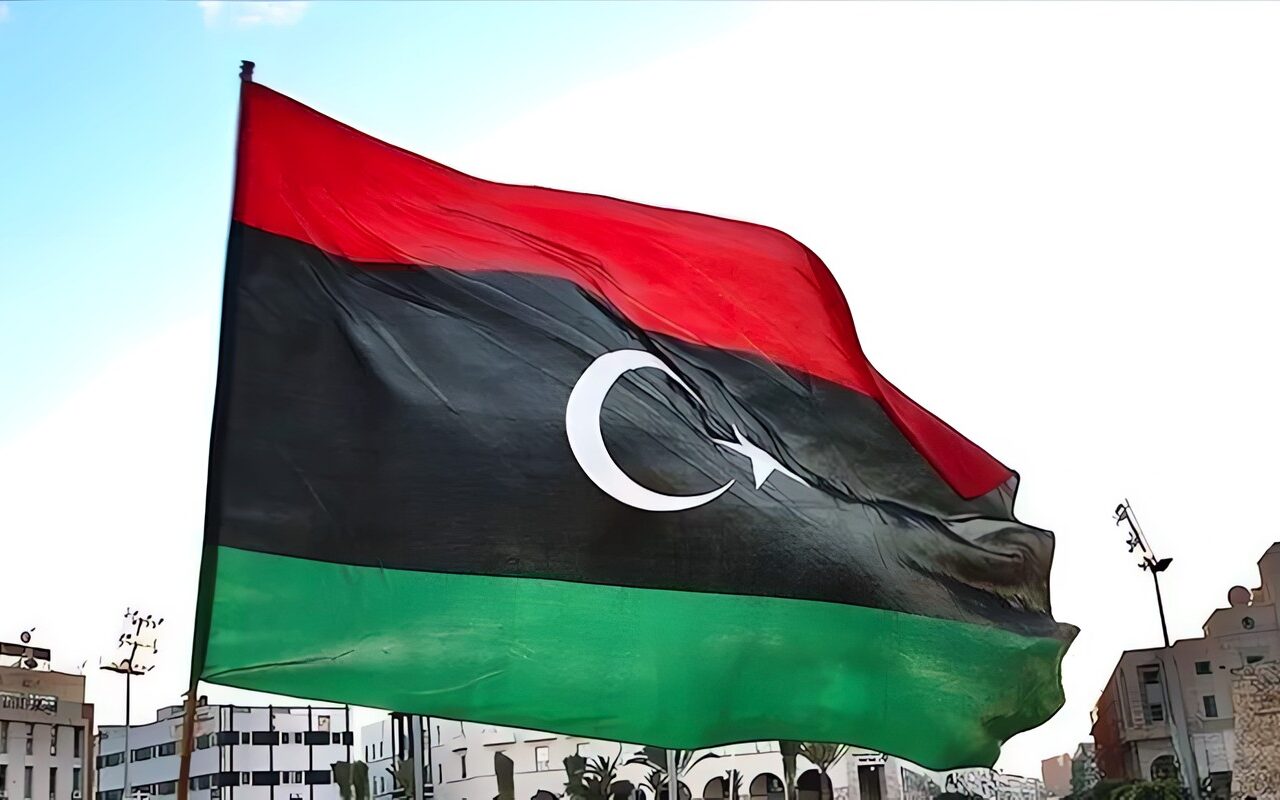 حكومة شرق ليبيا تحظر دخول رعايا إيران وأفغانستان عبر المنافذ البرية والبحرية والجوية