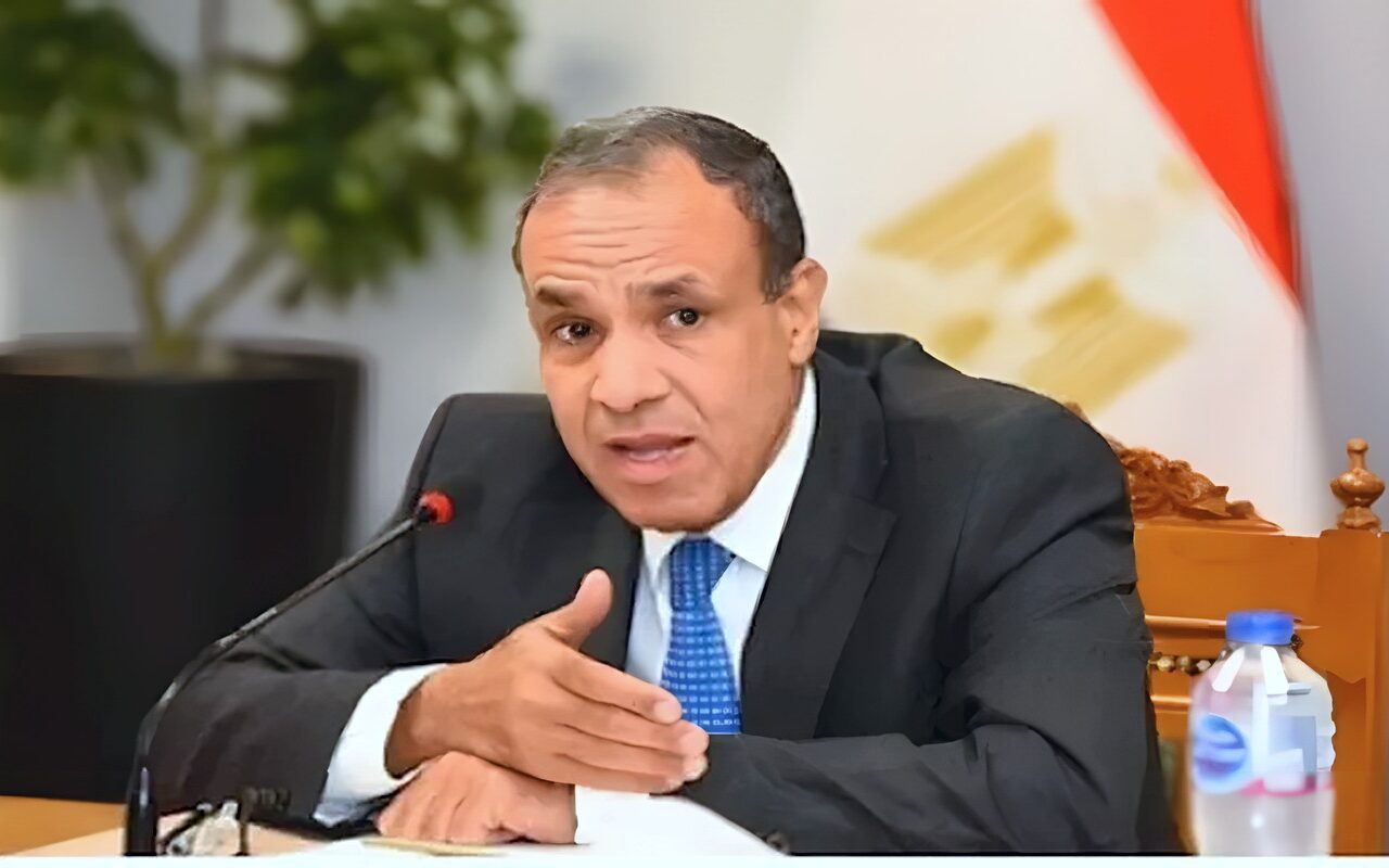 مصر تطالب بوقف الهجمات على السعودية وتدفع نحو التفاوض الأمريكي الإيراني