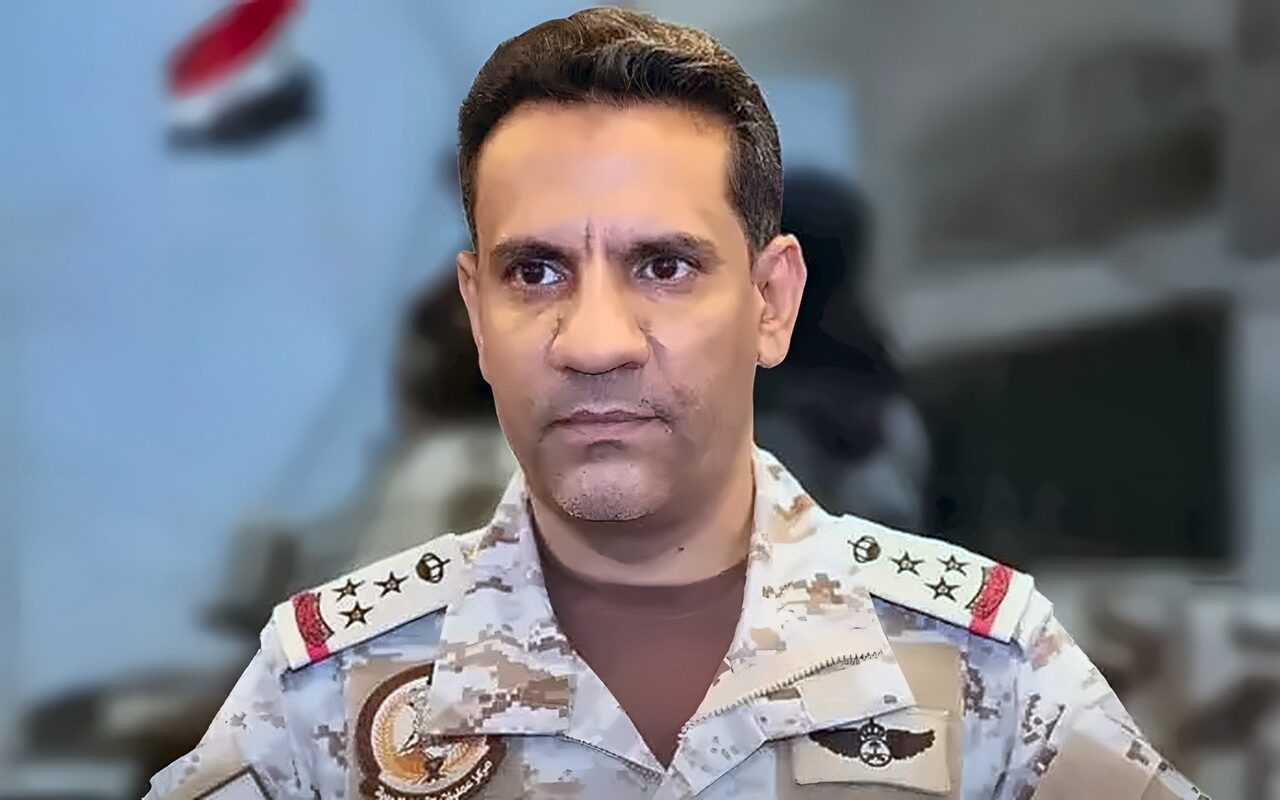 دفاعات تحالف دعم الشرعية تتصدى لـ صاروخ باليستي أطلقه الحوثيون على خميس مشيط