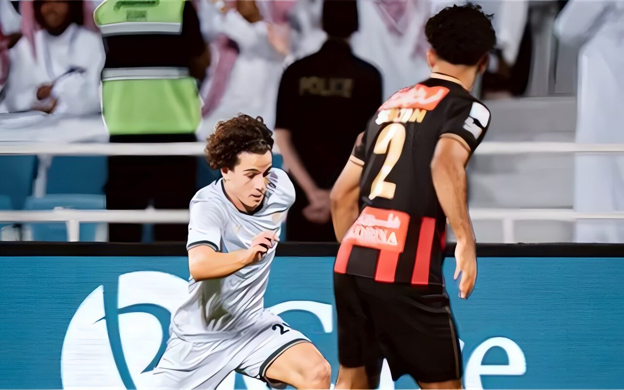 بمشاركة تريزيجيه، الرياض يتأخر أمام الدرعية 1-0 في الشوط الأول