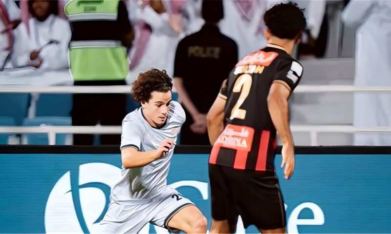 بمشاركة تريزيجيه، الرياض يتأخر أمام الدرعية 1-0 في الشوط الأول