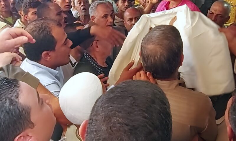 تقديم الكفن ينهي خصومة ثأرية بين عائلتين في القليوبية