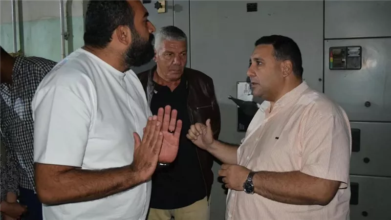رئيس مياه القناة في جولة مسائية بمحطة رفع صرف صحي النجدة بالإسماعيلية لمتابعة الأداء