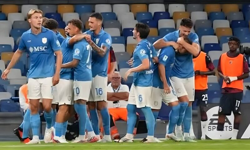 نابولي يكتسح مونزا برباعية ويحسم مواجهة الجولة التاسعة بالدوري الإيطالي