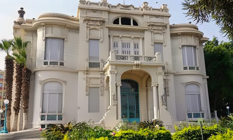 بالتعاون مع صندوق تحيا مصر، جامعة عين شمس تطلق قافلة تنموية شاملة لـ حلايب وشلاتين وأبو رماد