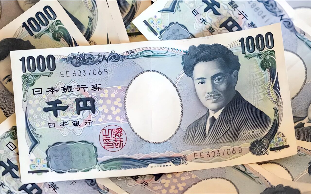 ارتفاع سعر الـ100 ين الياباني مقابل الجنيه في البنوك المصرية