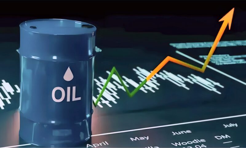 ارتفاع أسعار النفط بعد هجوم الحوثيين على أكبر مصفاة سعودية وبرنت يسجل 115.36 دولار للبرميل