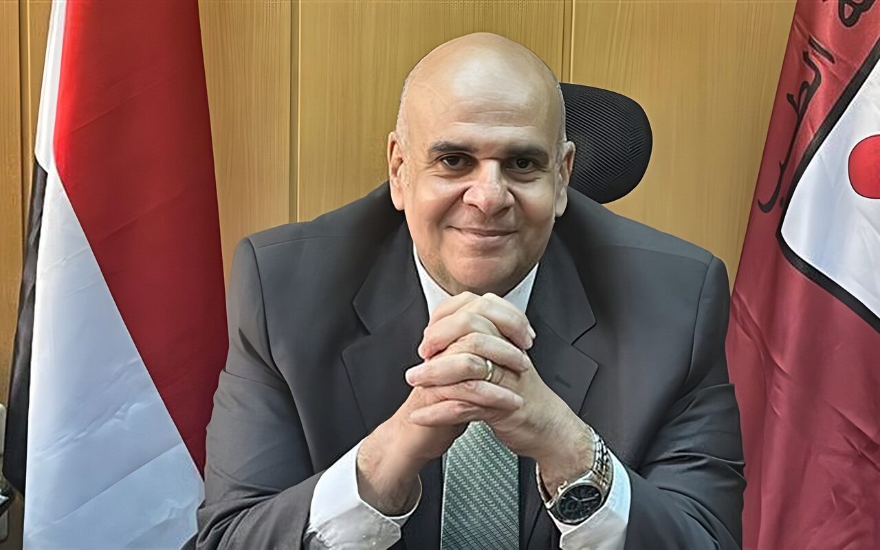 واقع لا يمكن تجاهله، وكيل طب قصر العيني يجيب عن سؤال هل يحل الذكاء الاصطناعي محل الأطباء؟