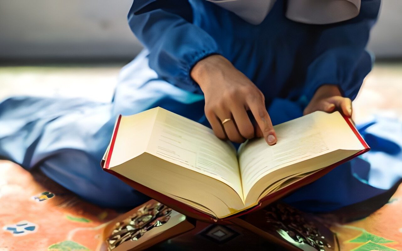 هل يجوز وضع علامات في المصحف لتسهيل حفظ الكلمات الصعبة؟.. أمين الإفتاء يوضح