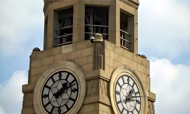 جامعة القاهرة تعلن حزمة تيسيرات مالية ومنح دراسية ببرنامجَي الدبلوم والماجستير المهني