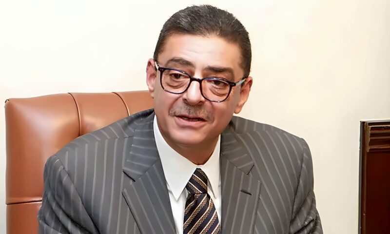 رسالة مجلس الزمالك لمحمود طاهر رئيس الأهلي السابق بعد تعرضه لوعكة صحية
