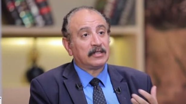 من إدارة الأزمات إلى الأمن القومي.. أستاذ علوم سياسية يكشف أهمية برامج الأكاديمية العسكرية في تأهيل كوادر الدولة