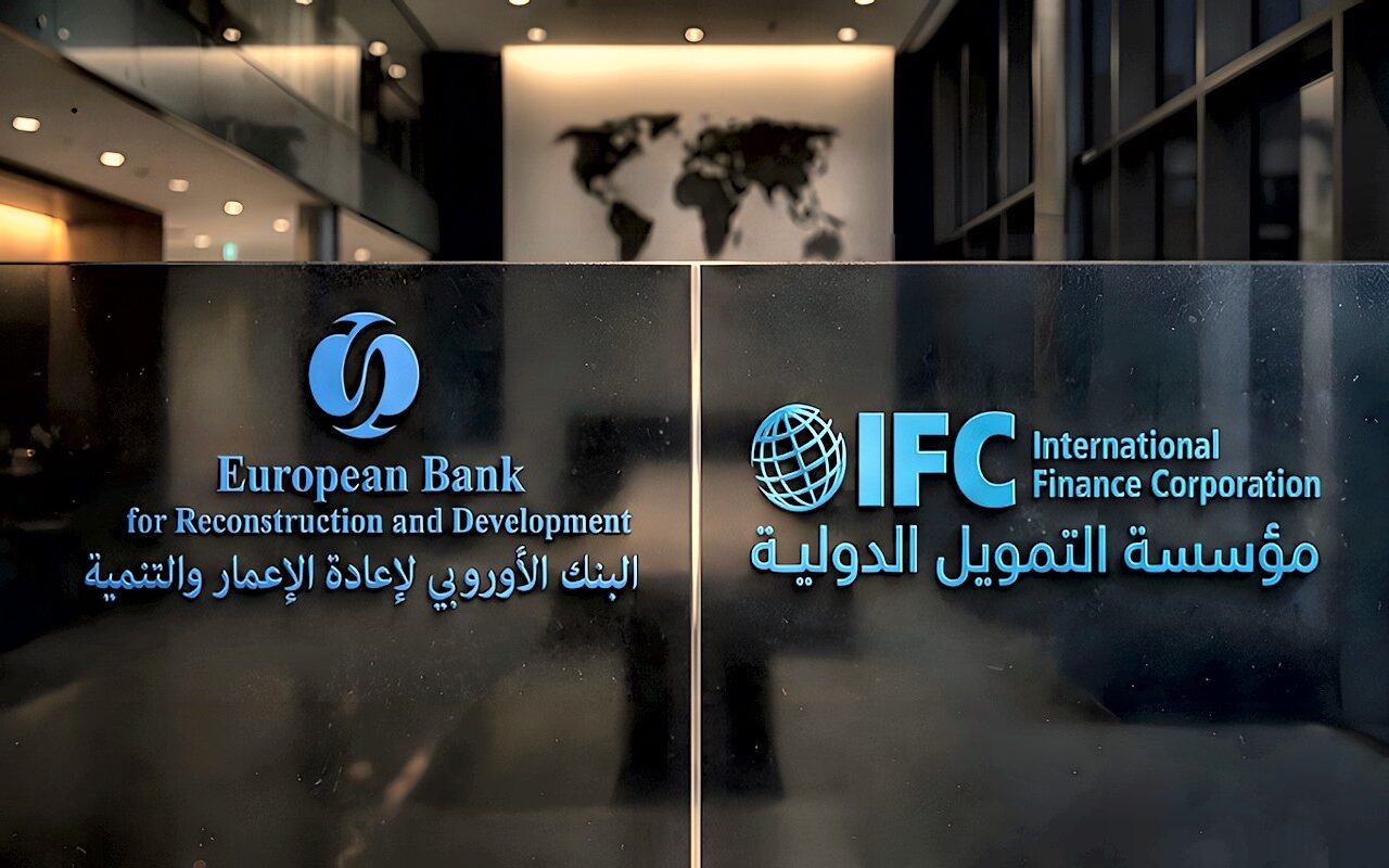 عاجل.. EBRD وIFC يتفقان على المشاركة بحصة 15.74% لكل منهما في الطرح الخاص لبنك القاهرة