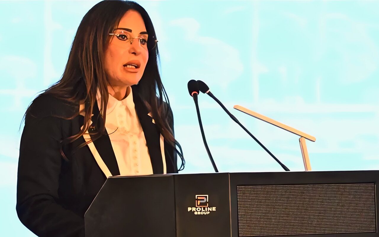 وزيرة الإسكان تستعرض جهود الدولة لتطوير قطاع مياه الشرب والصرف الصحي وتعزيز الأمن المائي