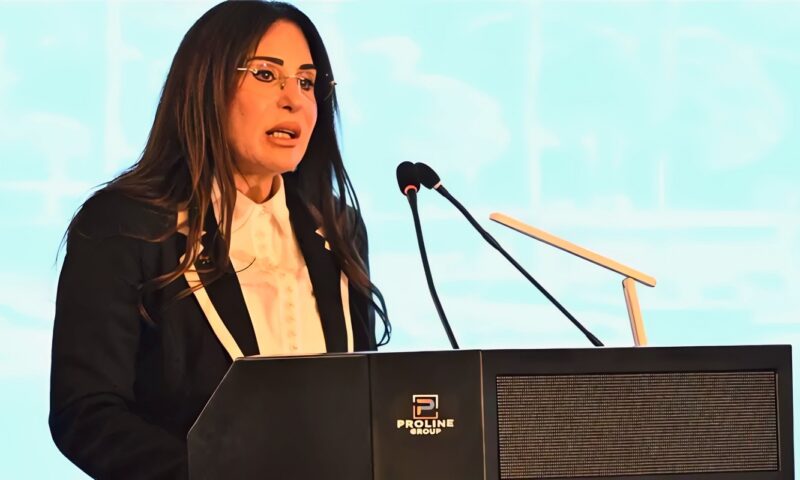 وزيرة الإسكان تستعرض جهود الدولة لتطوير قطاع مياه الشرب والصرف الصحي وتعزيز الأمن المائي