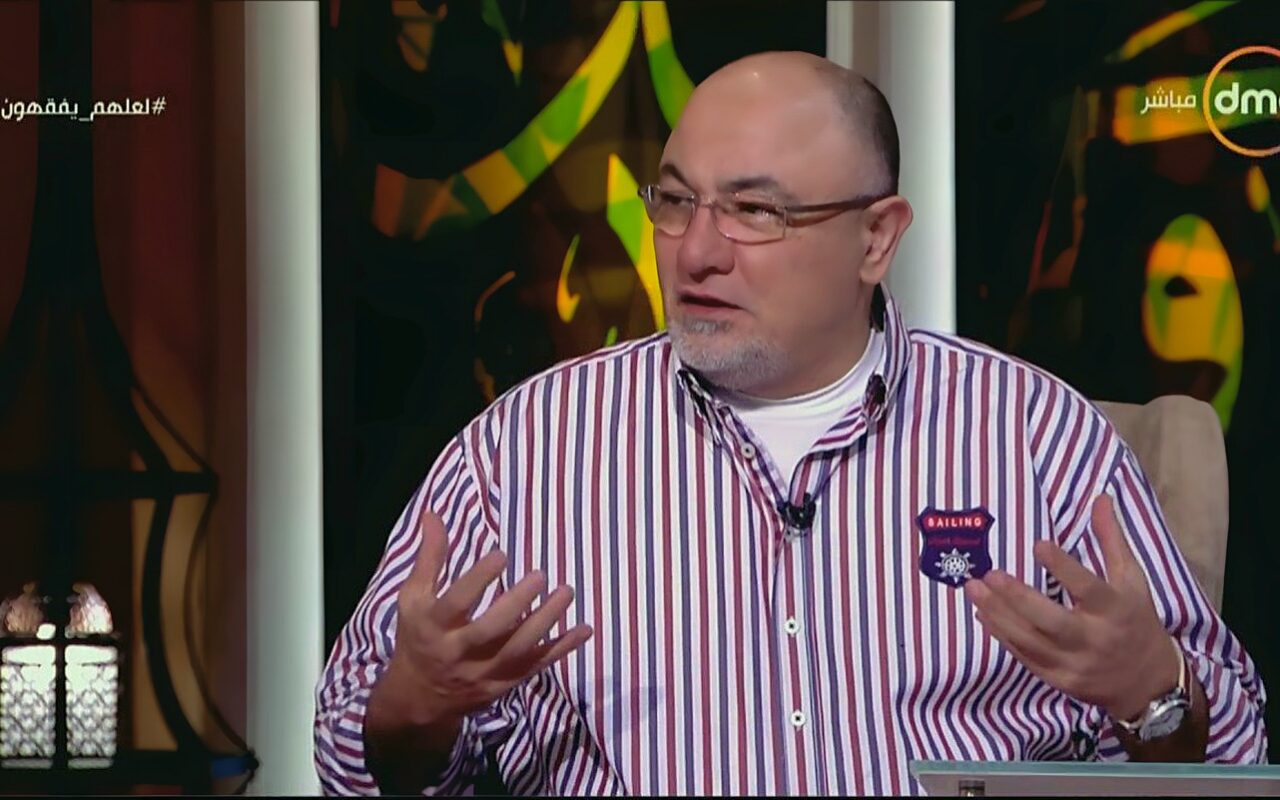 الإخوان أبرز من يستخدم هذا الأسلوب.. خالد الجندي: «في واحد ممكن يدخل عليك بكلام الدين وهو عدو لئيم»