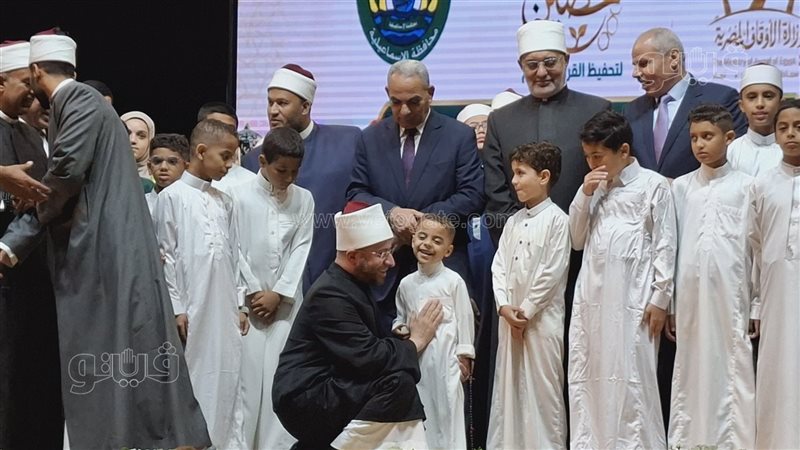 وزير الأوقاف يشهد فاعليات  حفل مبادرة تحصين بجامعة قناة السويس بالإسماعيلية (فيديو وصور)