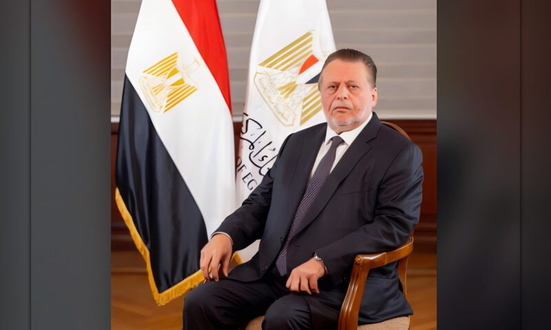 حسن عبد الله: مصر لم تتوافر لديها شروط تطبيق سعر الصرف الثابت