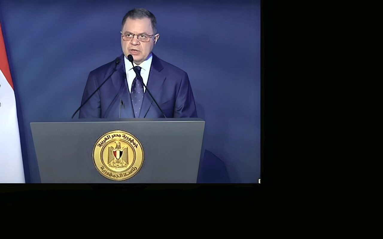 محمد عبد الجليل يكتب: من عبور جديد إلى شعلة مضيئة.. ماذا كتب وزير الداخلية في 3 برقيات للرئيس ووزير الدفاع ورئيس الأركان؟