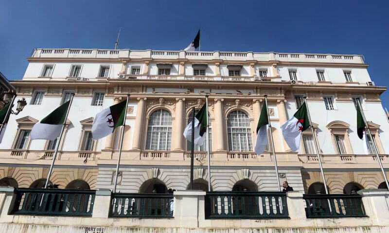 لحماية المنشآت النفطية… مجلس الأمة الجزائري يصادق بالإجماع على إرسال وحدات من الجيش الجزائري إلى النيجر