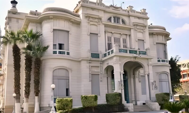 جامعة عين شمس تستقبل مشايخ حلايب وشلاتين