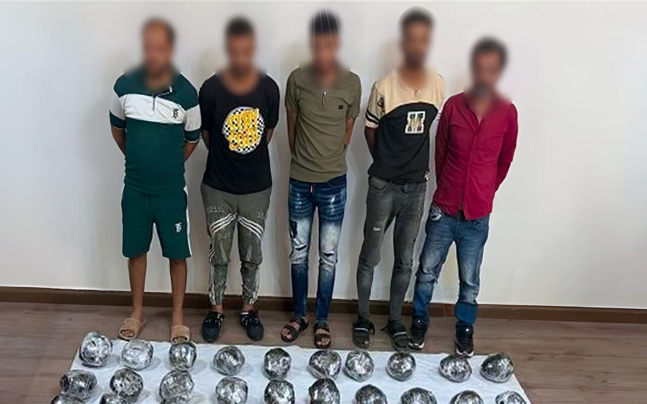 مصرع 4 عناصر جنائية وضبط مخدرات وأسلحة بـ 144 مليون جنيه في 3 محافظات