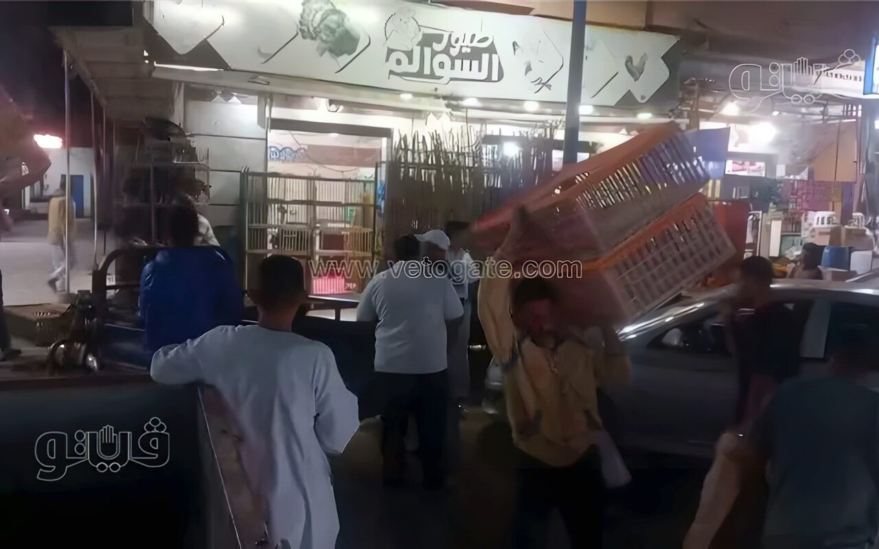 حملة مكبرة لإزالة التعديات أمام المحال والمقاهي بعدد من شوارع مطروح