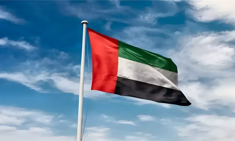 الإمارات تؤكد أهمية خفض التصعيد وتغليب الحلول الدبلوماسية في المنطقة