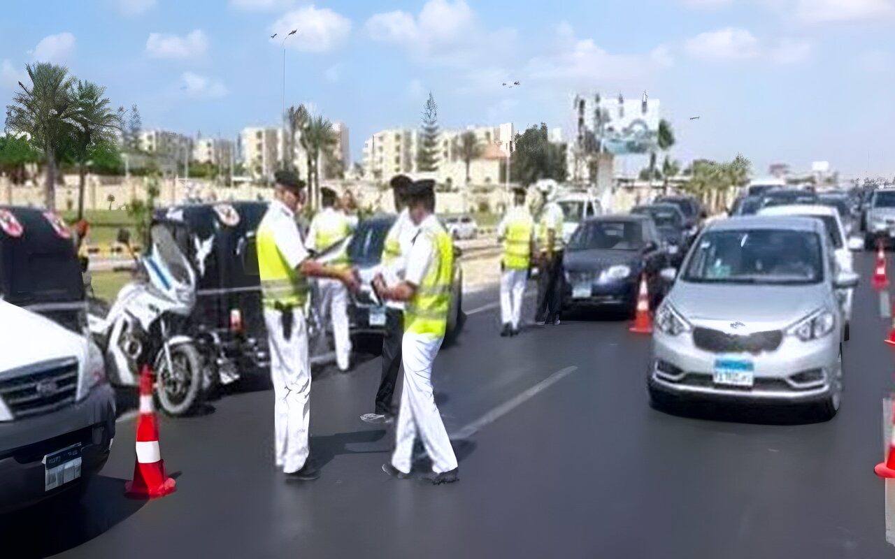 بعد تعدد الحوادث، الإفتاء توضح حكم السير عكس الاتجاه بالطرق العامة