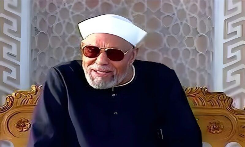 من خواطر الشيخ الشعراوي، إمام الدعاة يكشف ملامح أدب الحوار بين النبي موسى والخضر (فيديو)