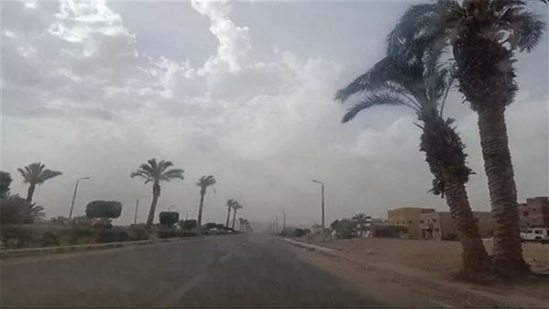 حالة الطقس اليوم الثلاثاء، أمطار وشبورة كثيفة ورياح على أغلب الأنحاء