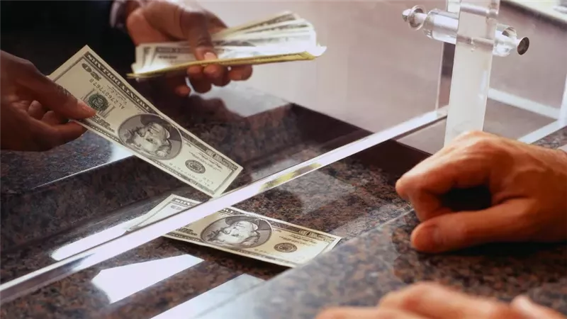سعر صرف الدولار في البنوك المصرية (آخر تحديث)