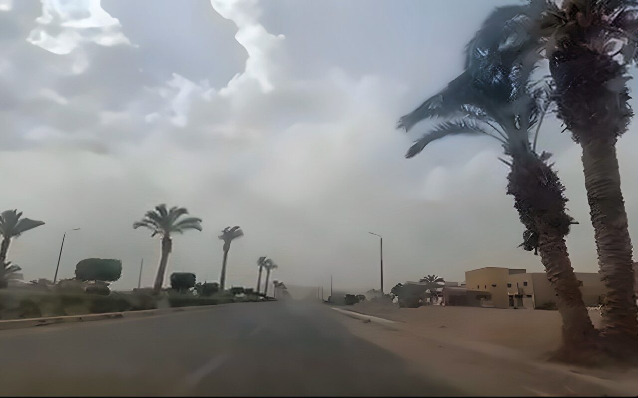 الطقس من الإثنين للجمعة، الأرصاد تحذر من شبورة وأمطار وارتفاع الحرارة جنوبًا
