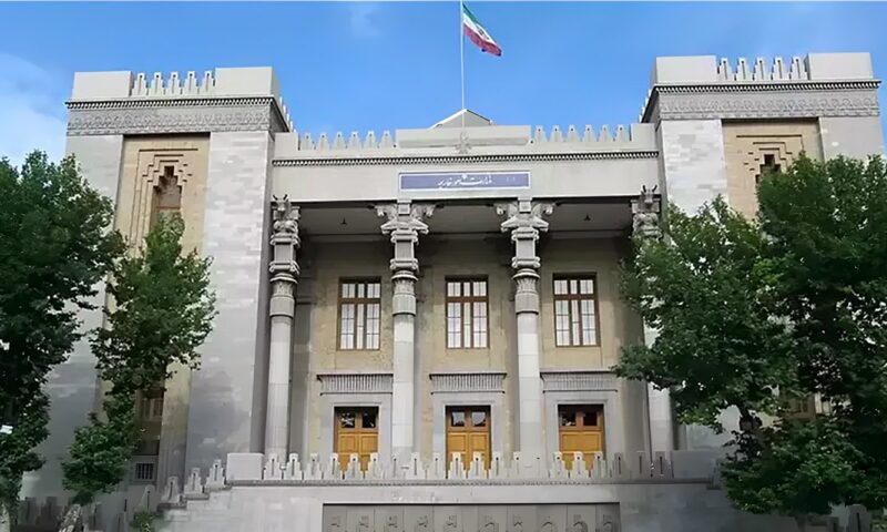 إيران تحذر مواطنيها من “السفر غير الضروري” إلى فرنسا وبلجيكا وإيطاليا