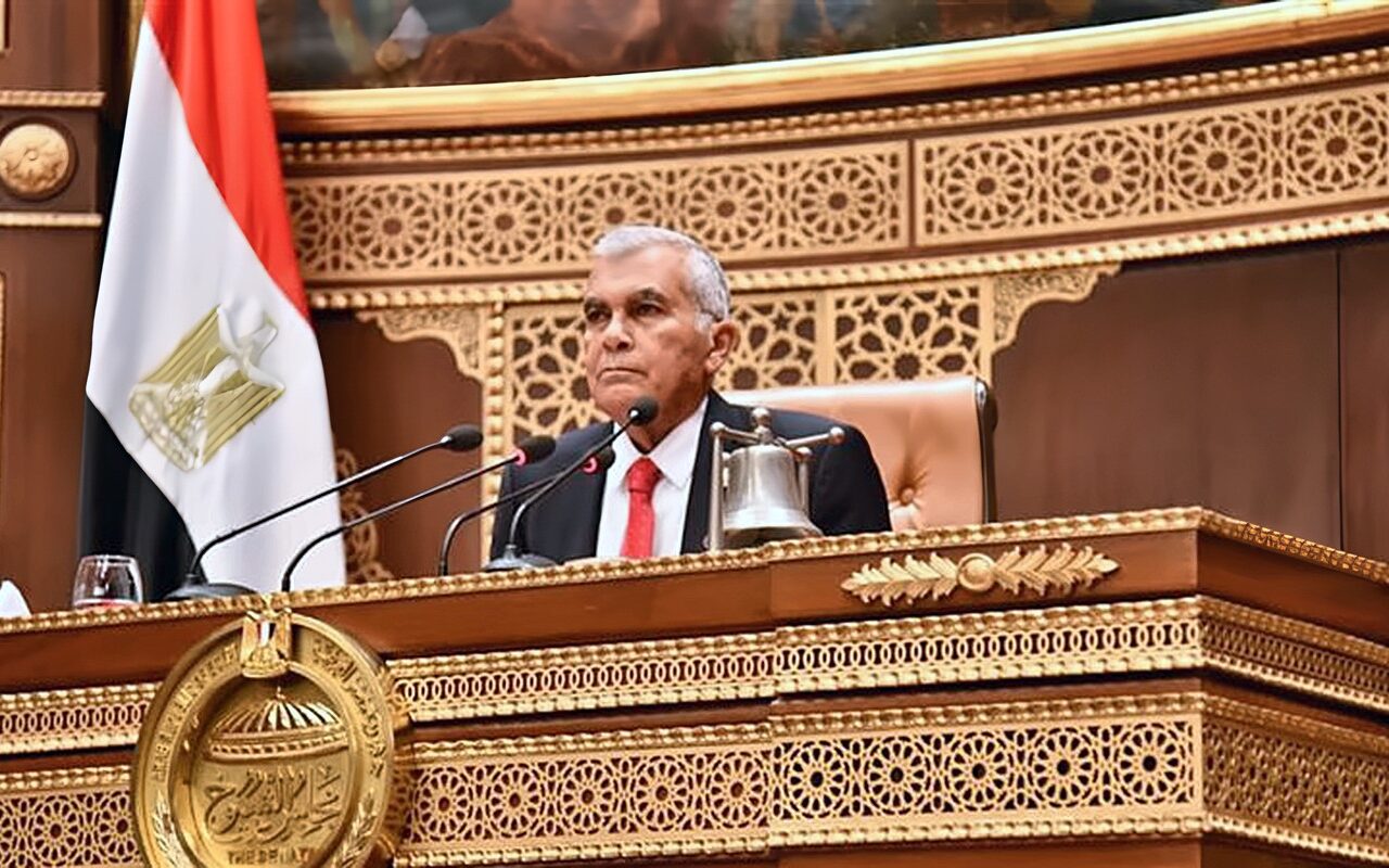 رئيس مجلس الشيوخ يهنيء السيسي بمناسبة الذكرى 53 لانتصارات أكتوبر