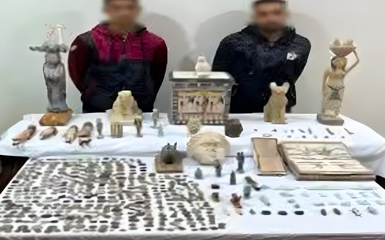 أسرار المغارة الملعونة، كيف سقط شابين بـ521 قطعة أثرية في جبال سمالوط وما هي عقوبتهما؟
